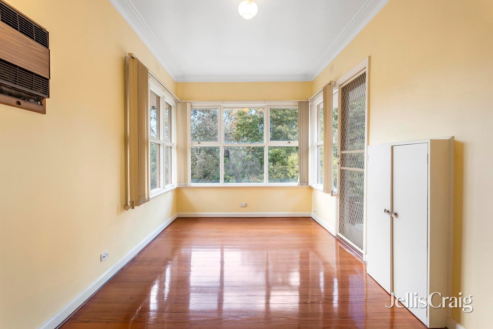 4 Larne Avenue, Donvale image 5