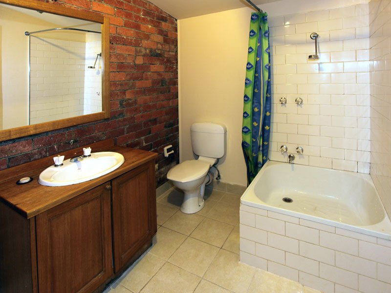 4 Latrobe Street, Prahran image 6
