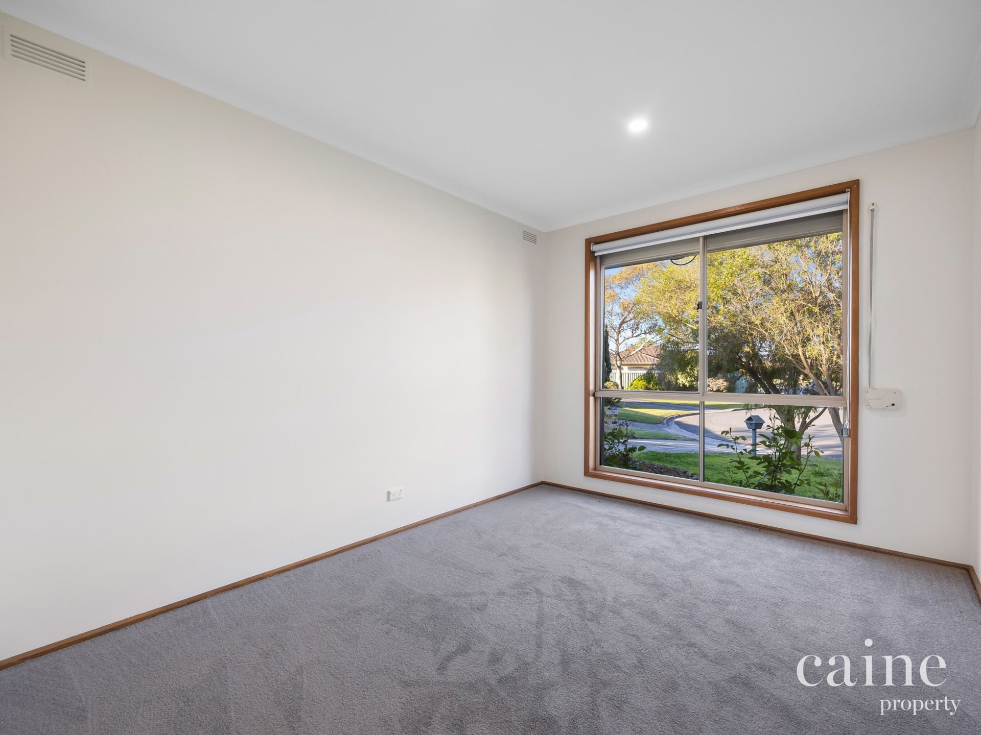 4 Laurine Court, Wendouree image 8