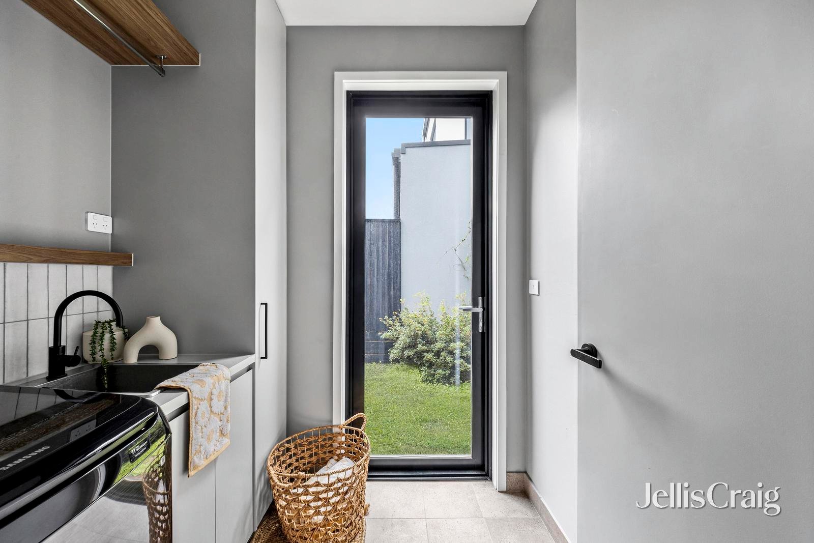 4 Lavender Boulevard, Altona&nbsp;North image 16