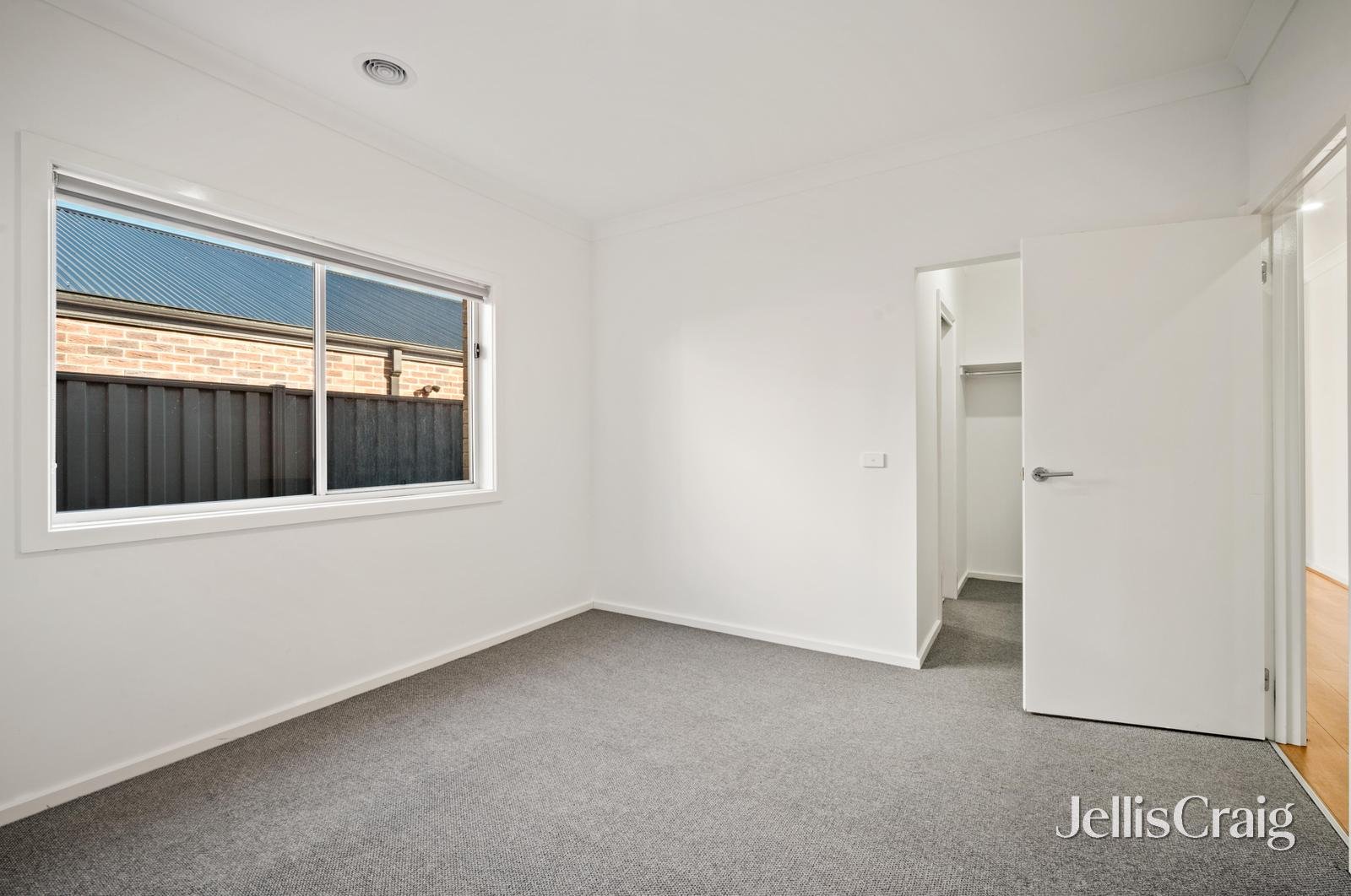 4 Lemon Street, Alfredton image 3