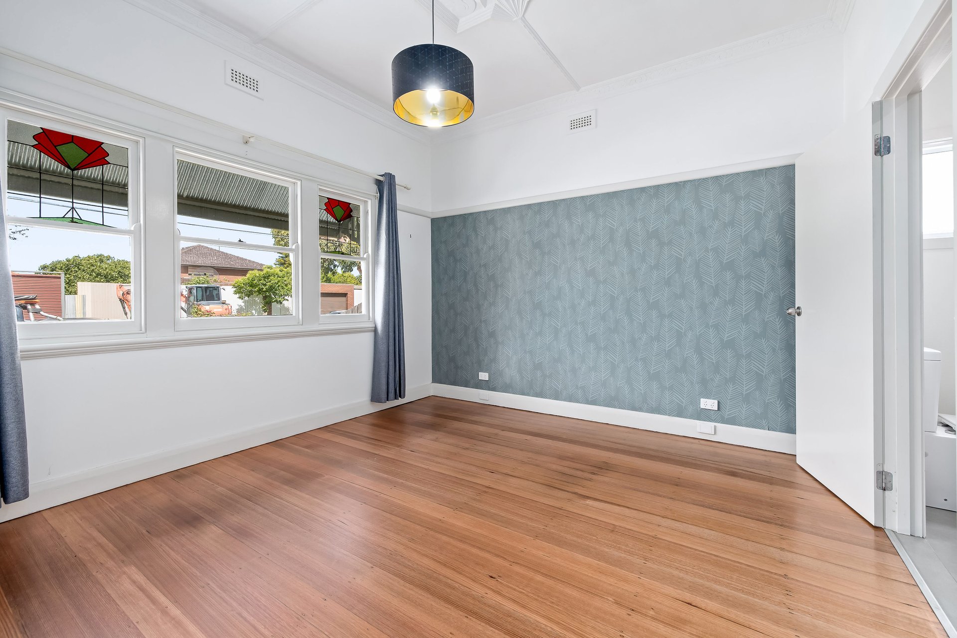 Property Gallery Thumbnail 4