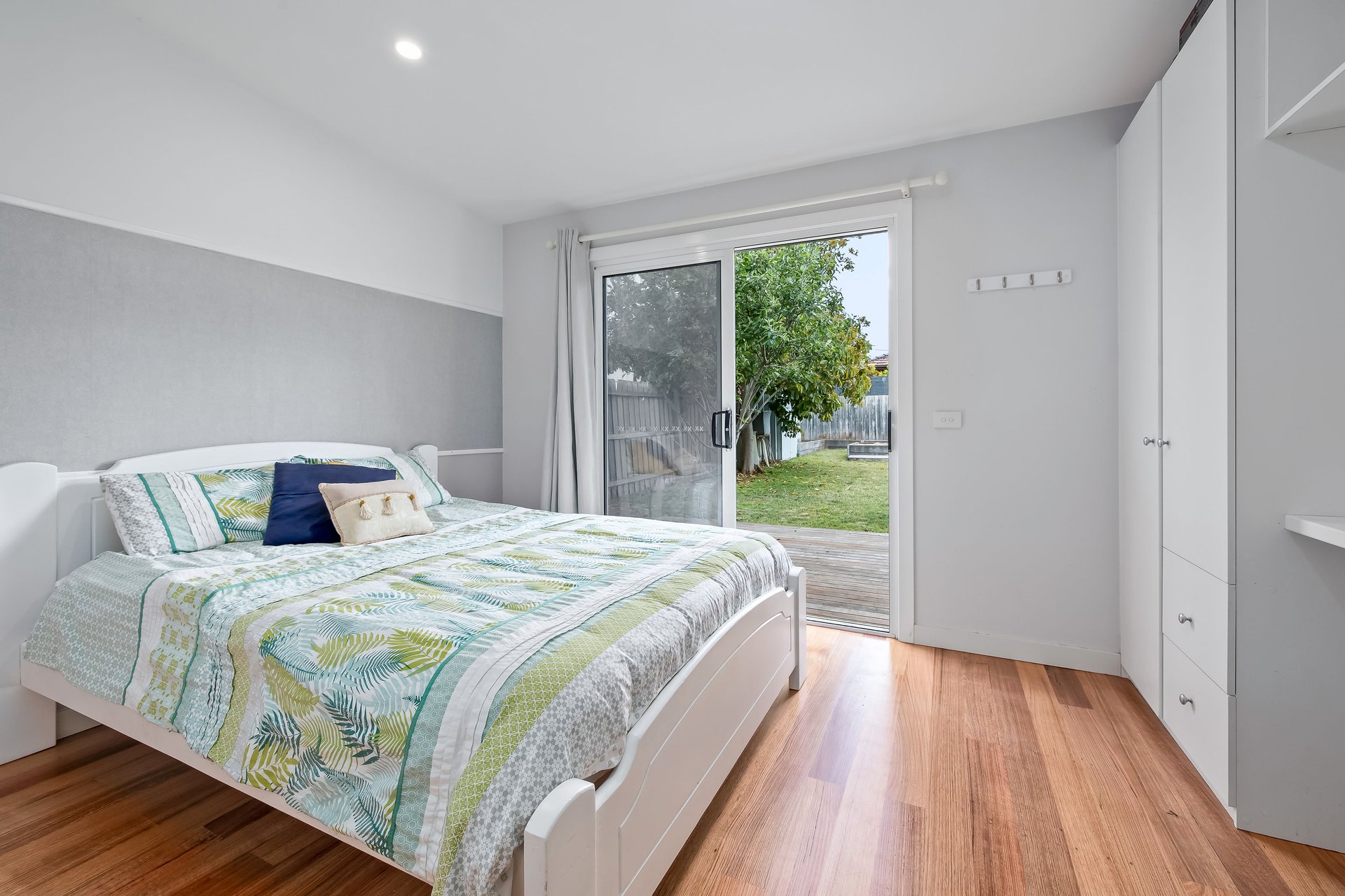 Property Gallery Thumbnail 5