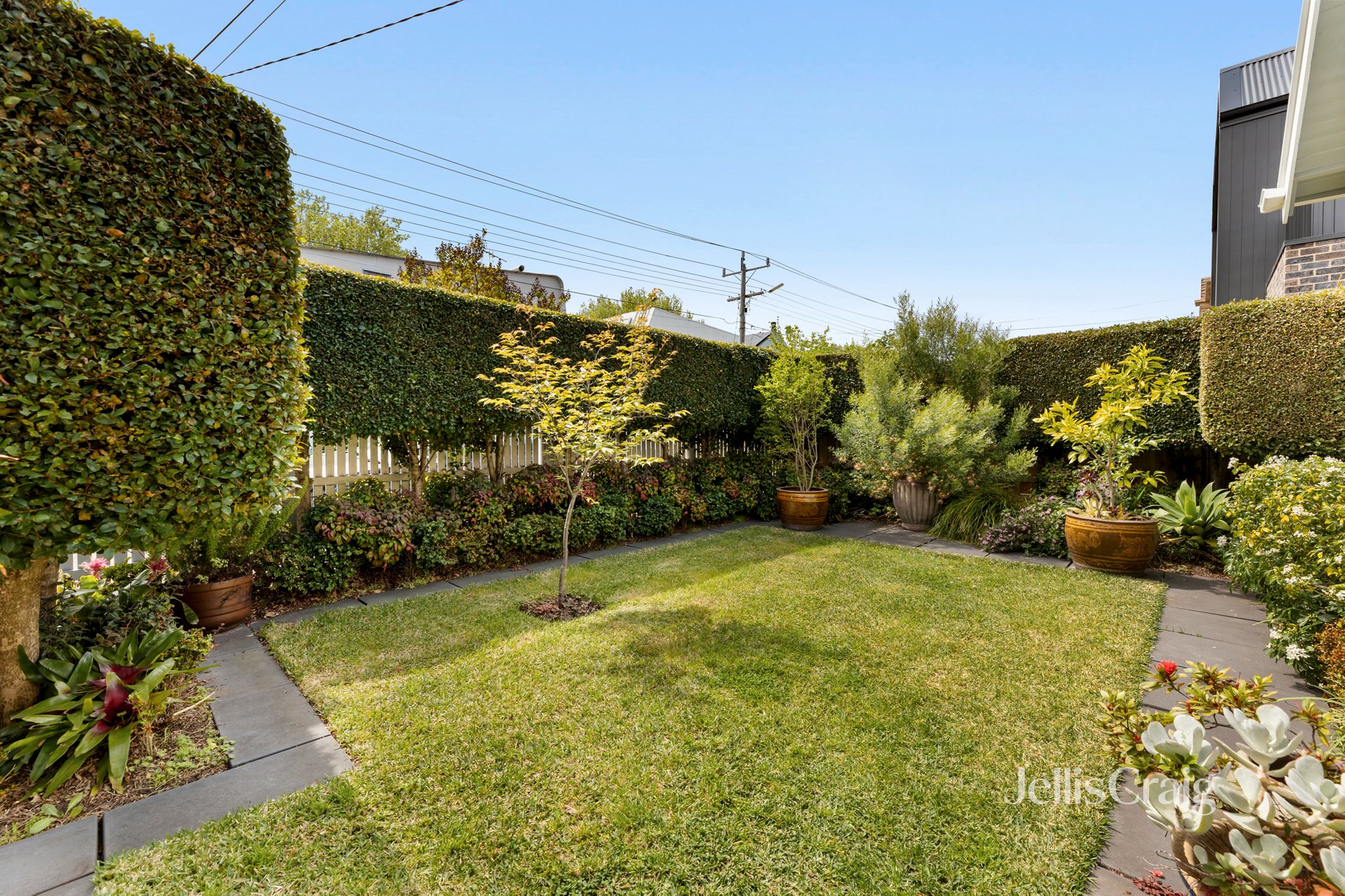 4 Leslie St, Elsternwick image 10