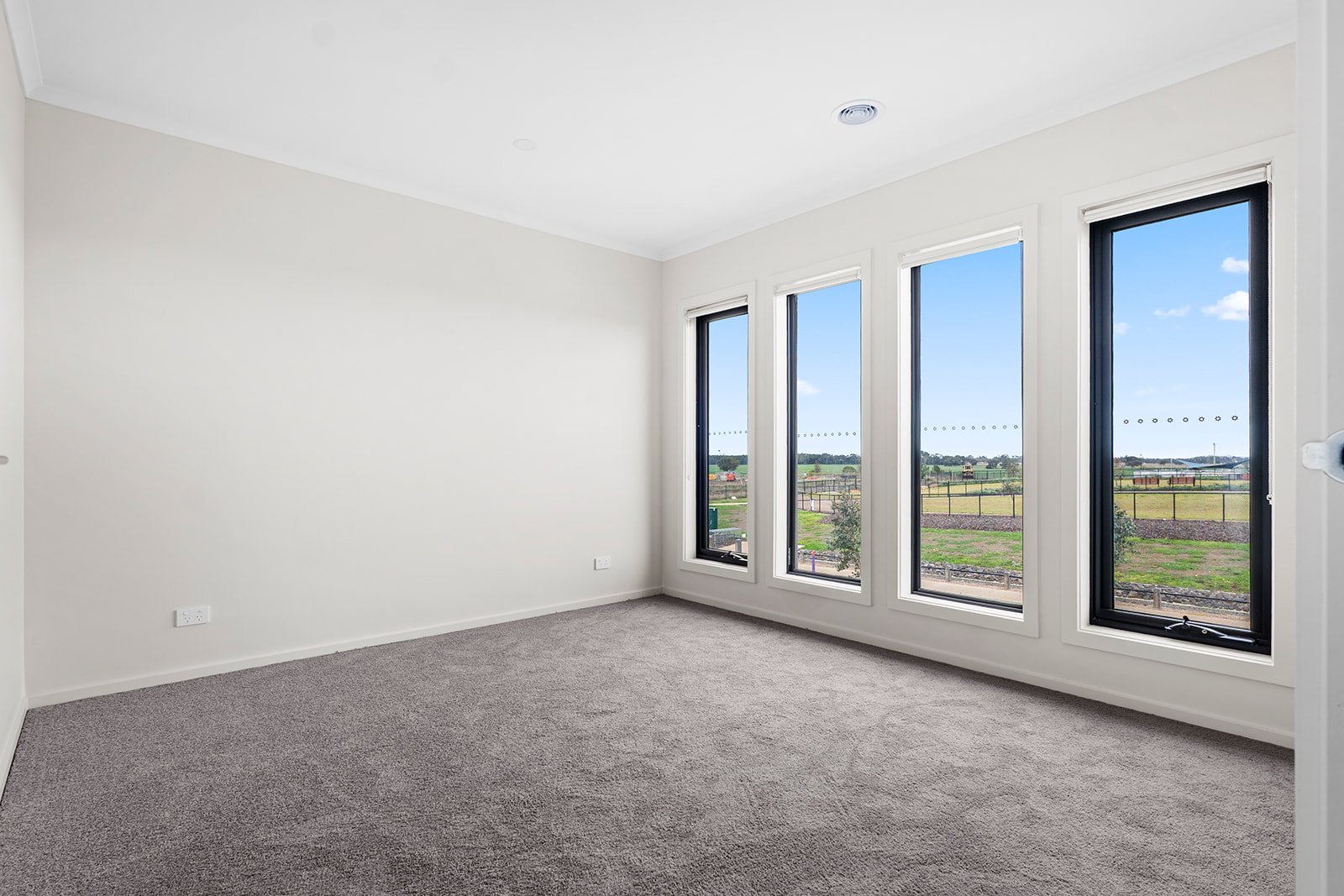 4 Levittown Rise Werribee