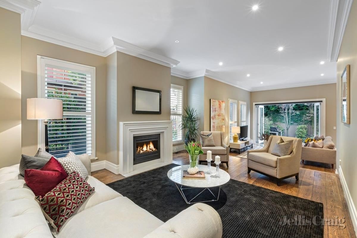 4 Lloyd Street, Malvern East image 2