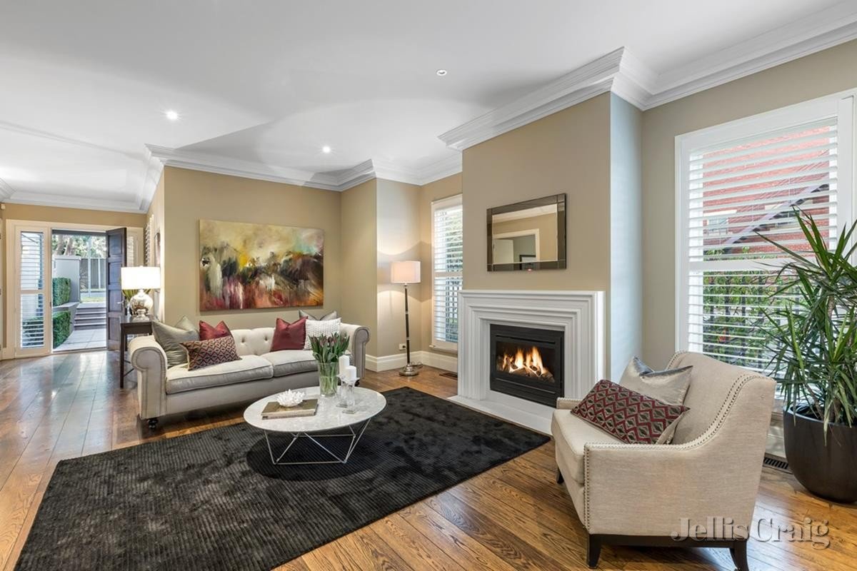 4 Lloyd Street, Malvern East image 5