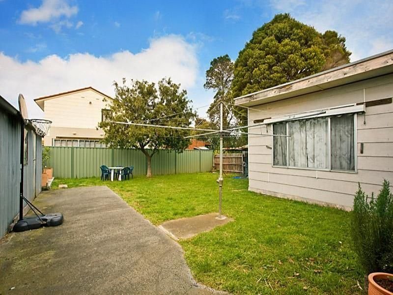 4 Logan Avenue, Altona image 6