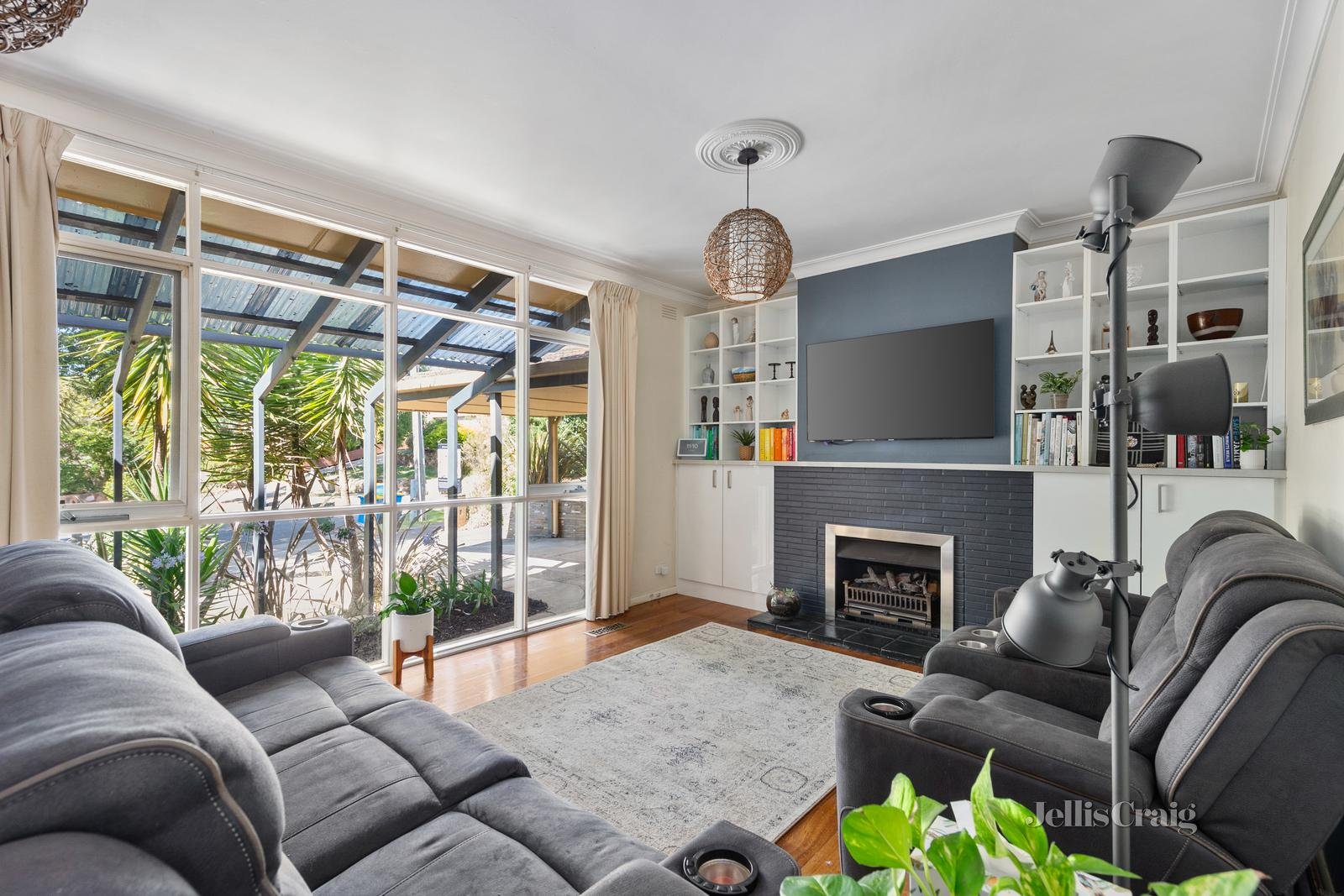 4 Lynne Court, Balwyn North image 4