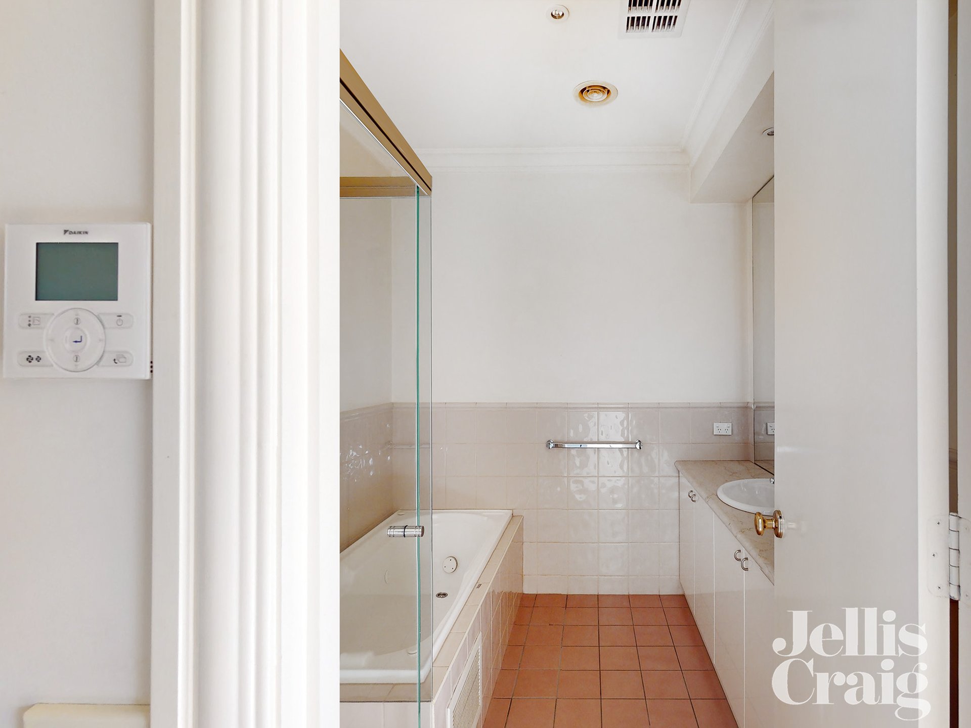 4 Macfarlan Lane, South&nbsp;Yarra image 8