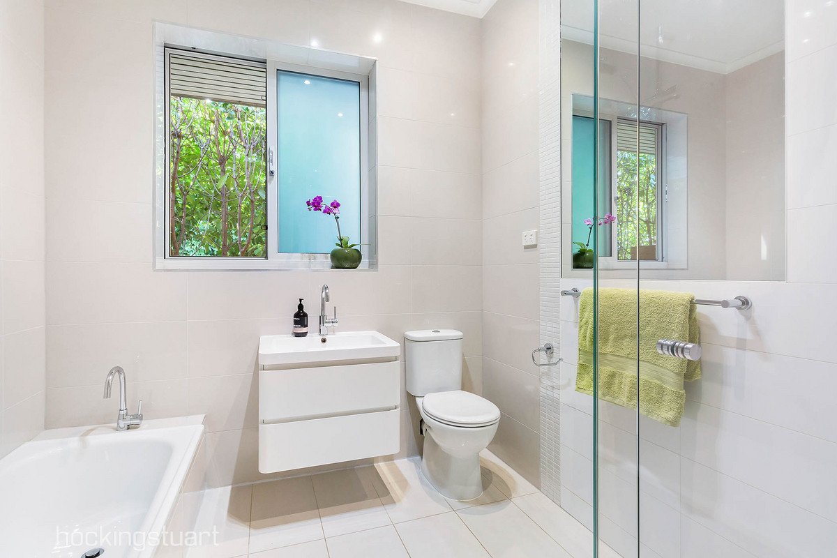 4 Manniche Avenue, Mont Albert North image 8