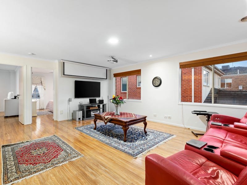 Property Gallery Thumbnail 6