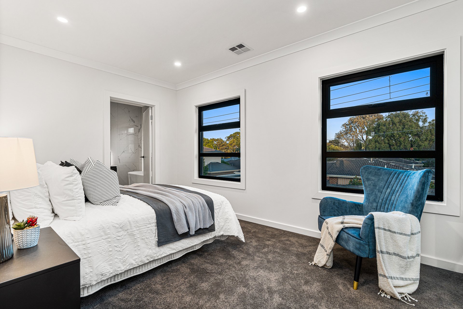 4 Mcgowans Lane, Burwood image 7
