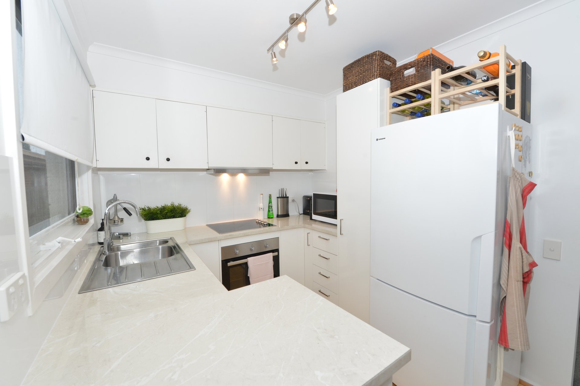 4 McMillan Avenue, Geelong image 8