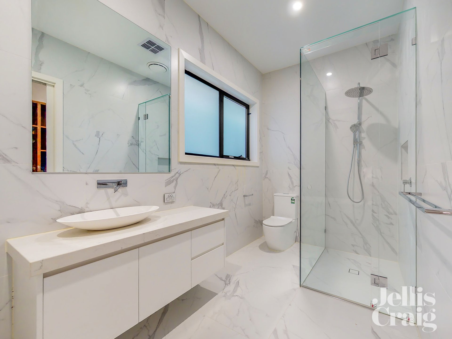 4 Meadow Grove, Deepdene image 11