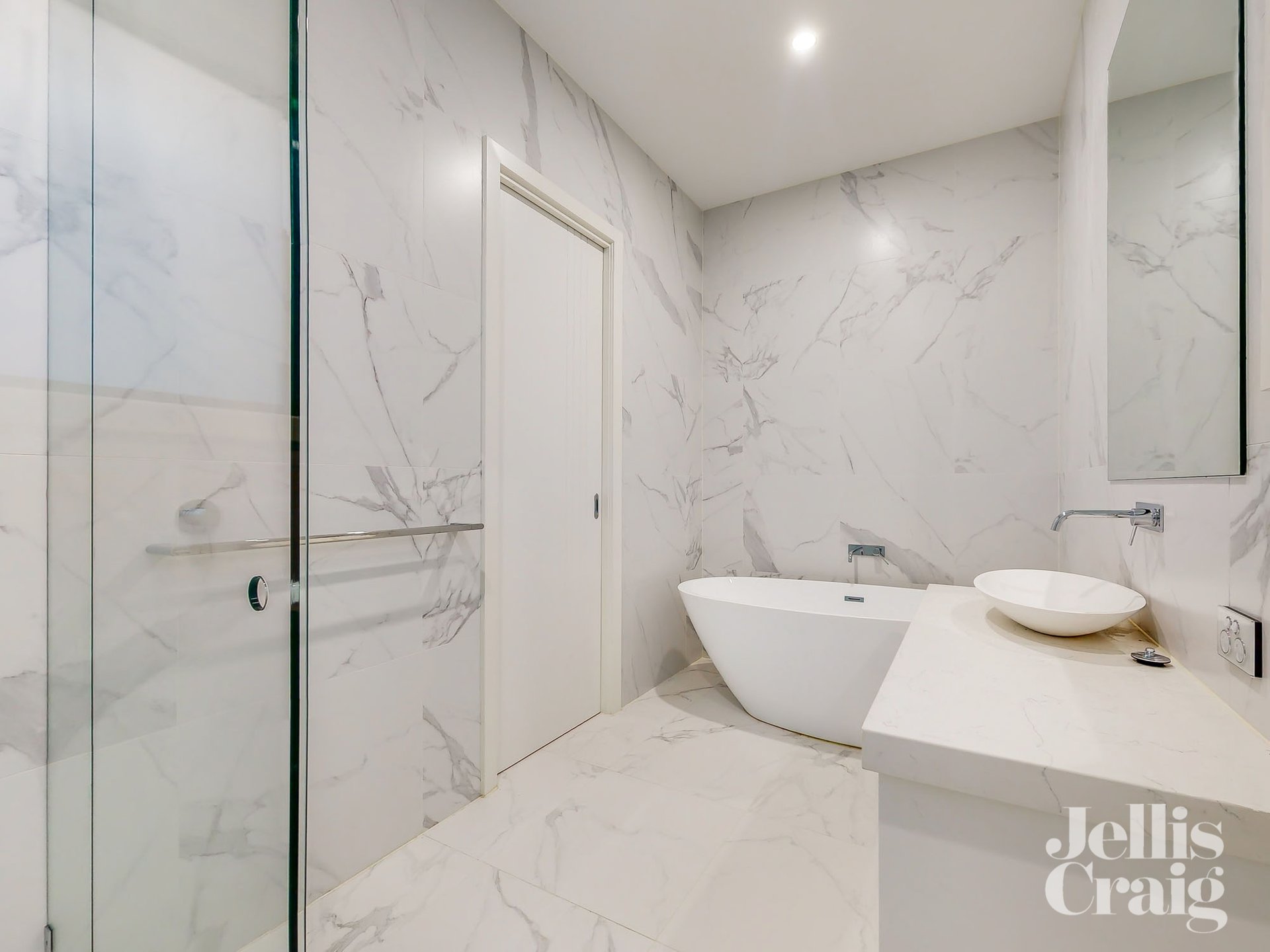 4 Meadow Grove, Deepdene image 12