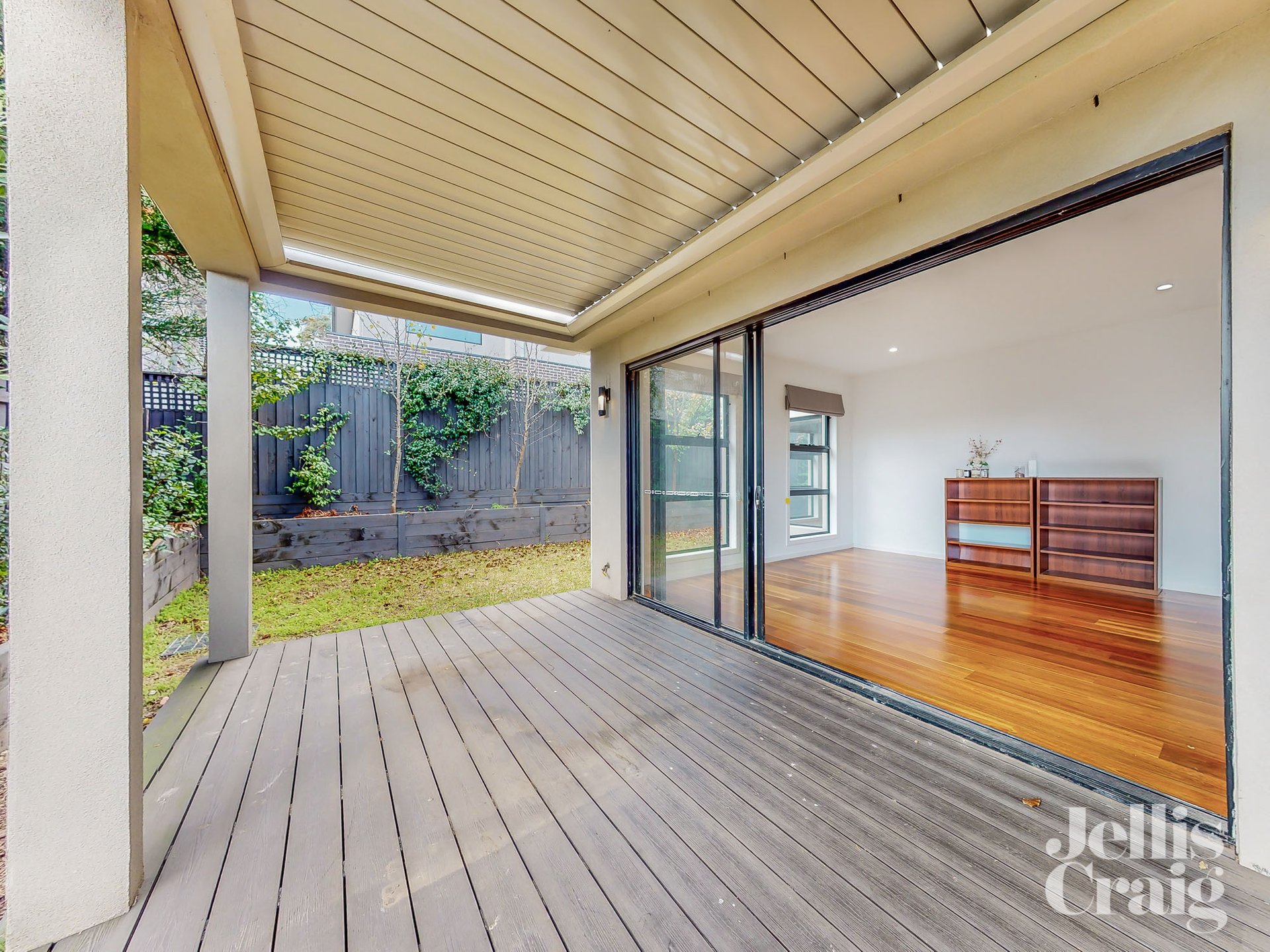 4 Meadow Grove, Deepdene image 14
