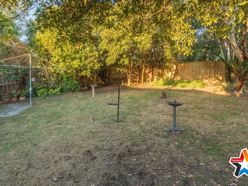 4 Meadowlark Lane, Mooroolbark image 14