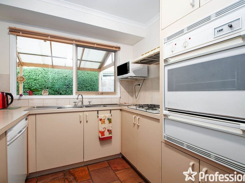 4 Meadowvale Court, Lilydale image 6
