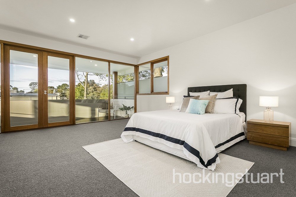 4 Melba Court, Balwyn image 6