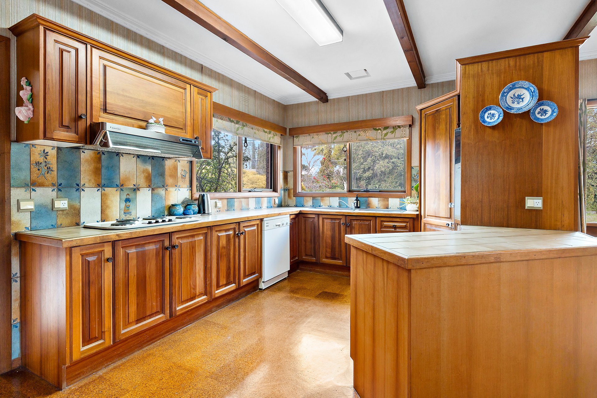 Property Gallery Thumbnail 3