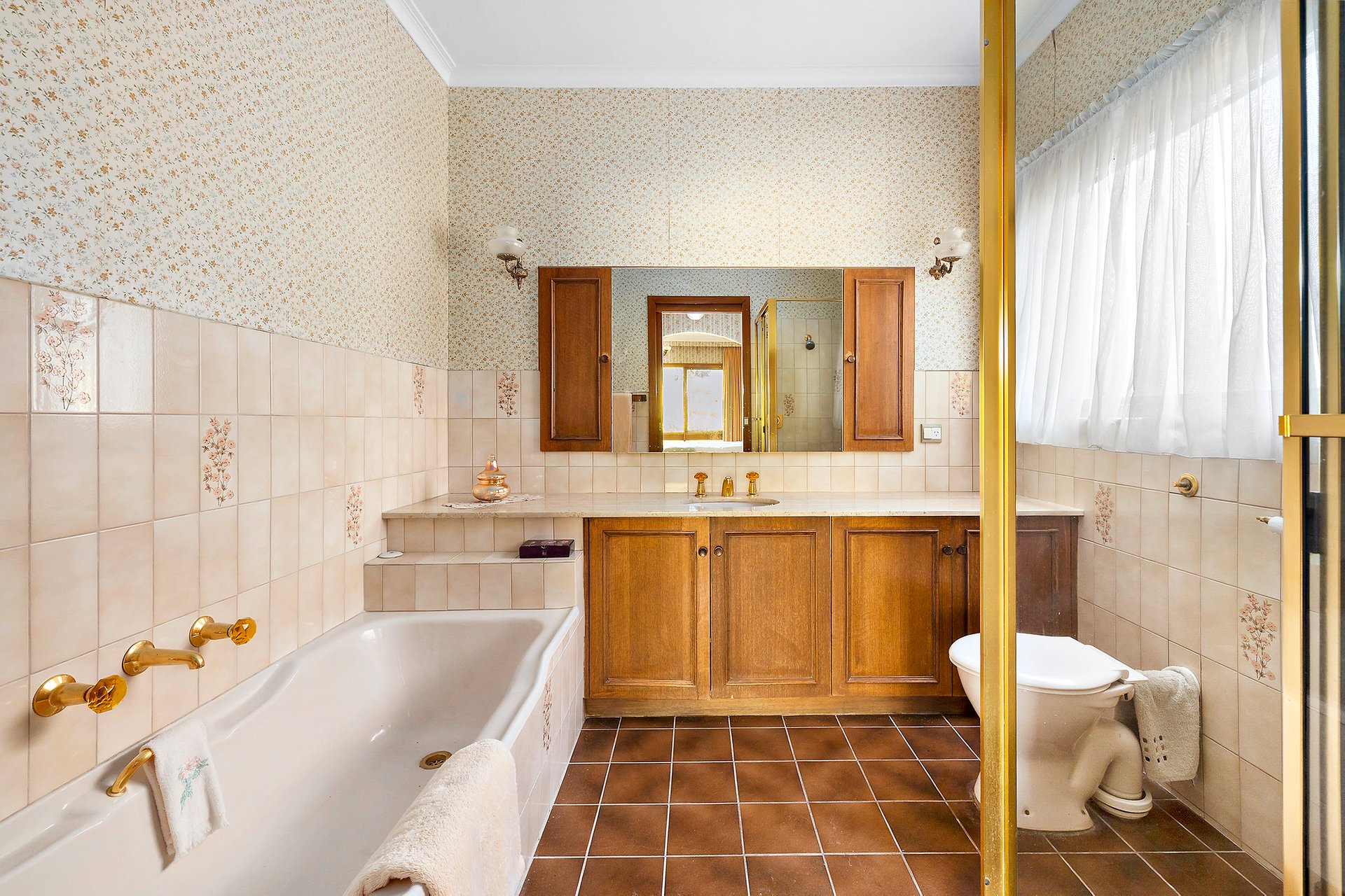 Property Gallery Thumbnail 8