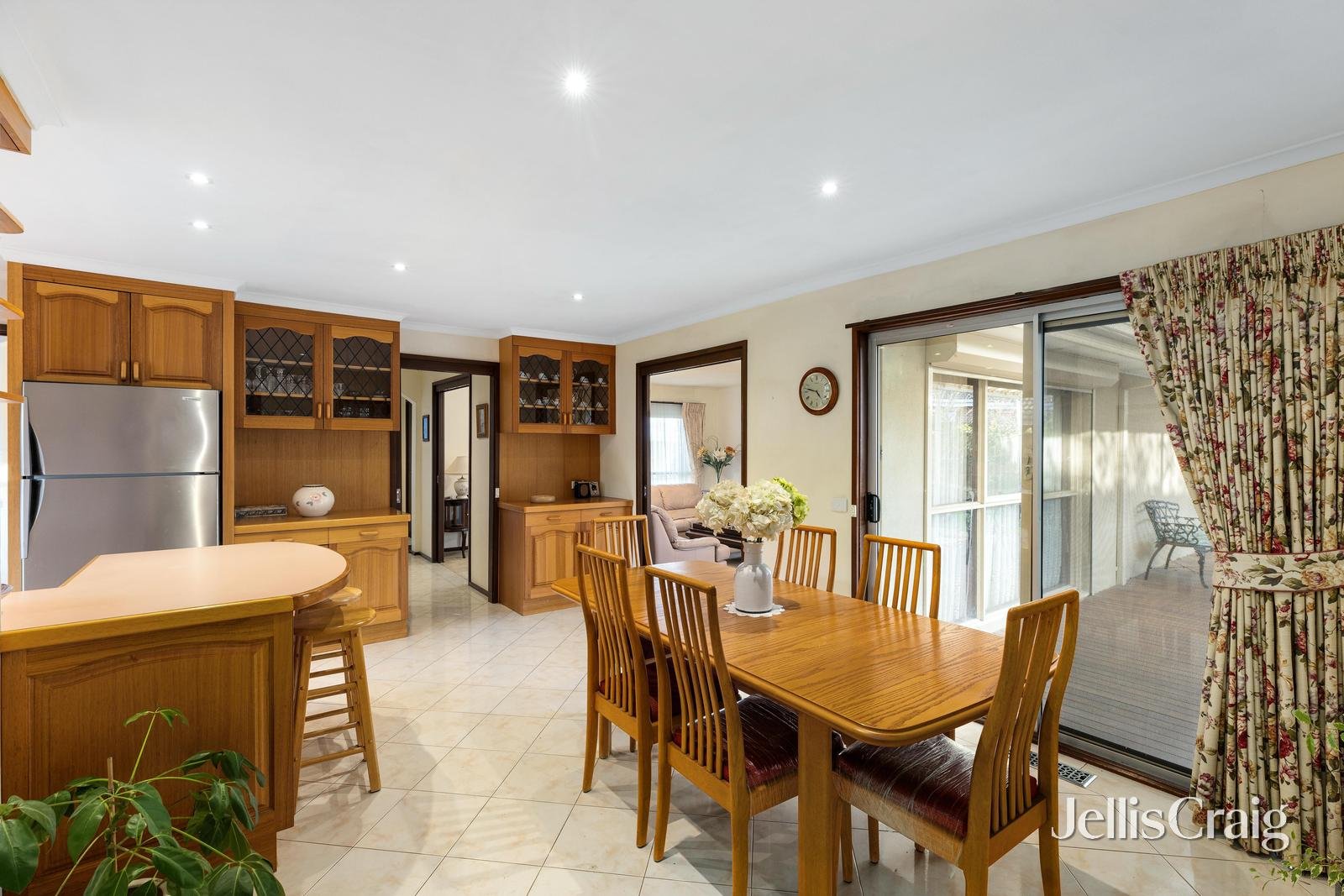 4 Michelle Court, Rosanna image 2