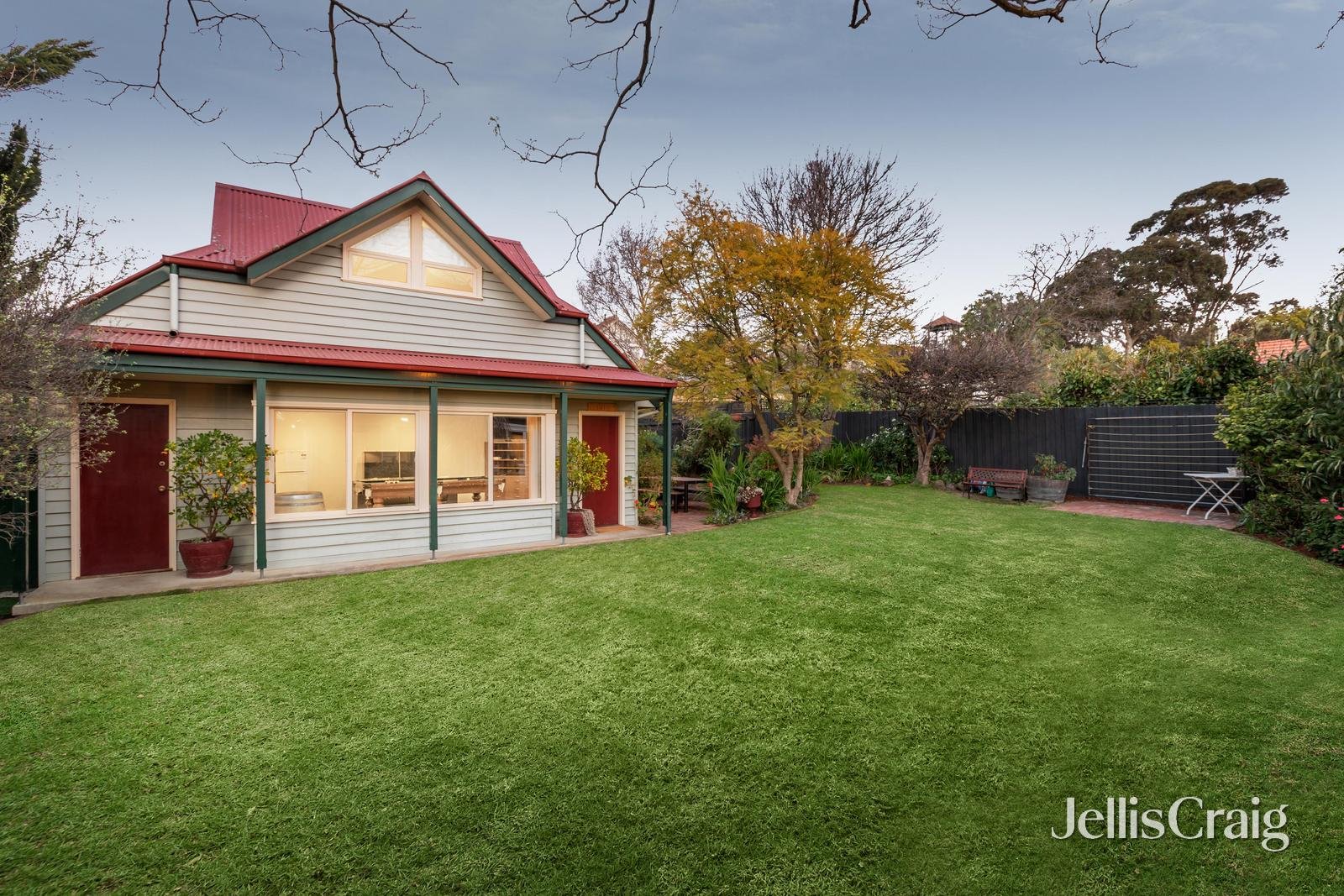 4 Milton Street, Canterbury image 17
