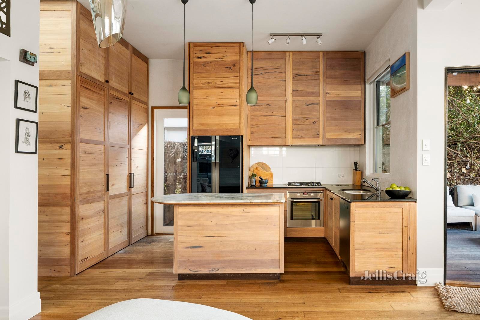 4 Mitchell Street, St Kilda image 6