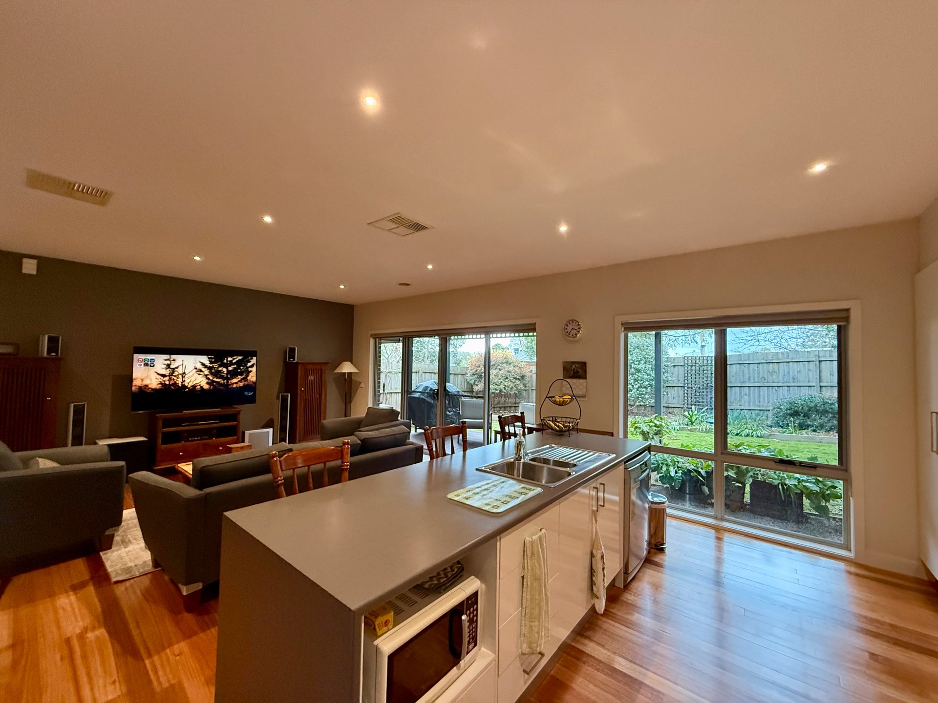 4 Moira Road, Kilsyth image 2