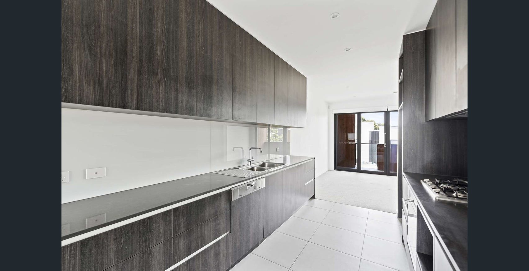 4 Monde Street, Camberwell image 2