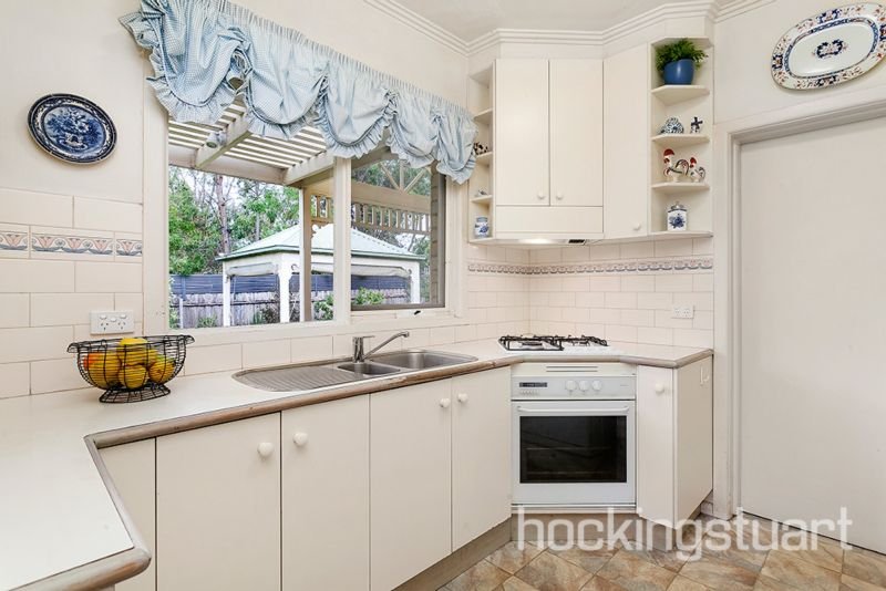 4 Morris Avenue, Mont Albert North image 5