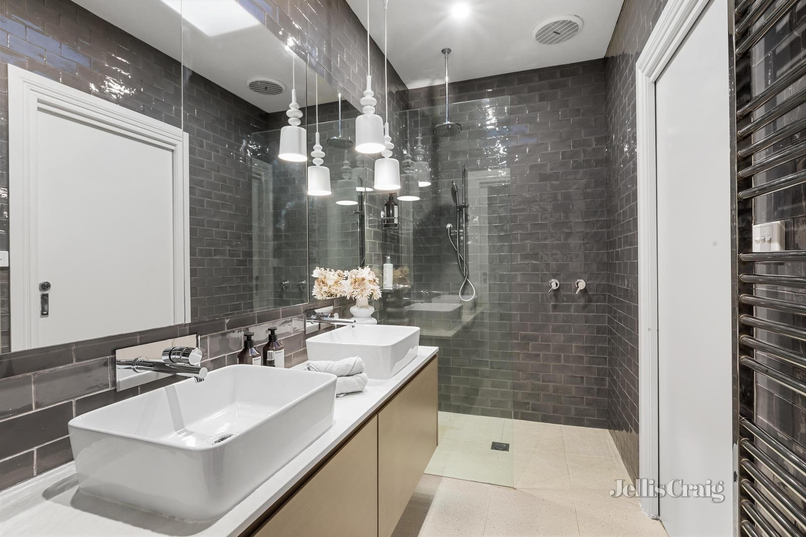 4 Myrtle Street, Hawthorn image 7