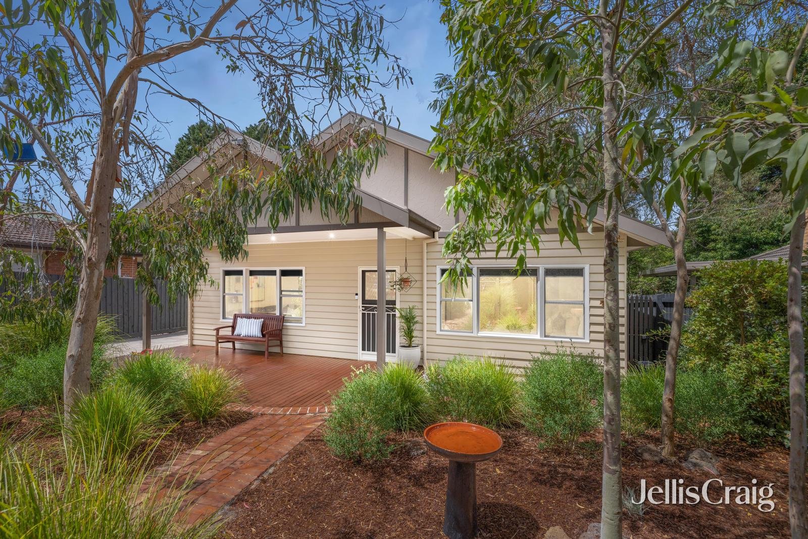 4 Nandina Street, Forest&nbsp;Hill image 1