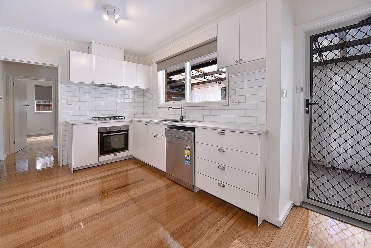 4 Nelson Court, Avondale&nbsp;Heights image 2