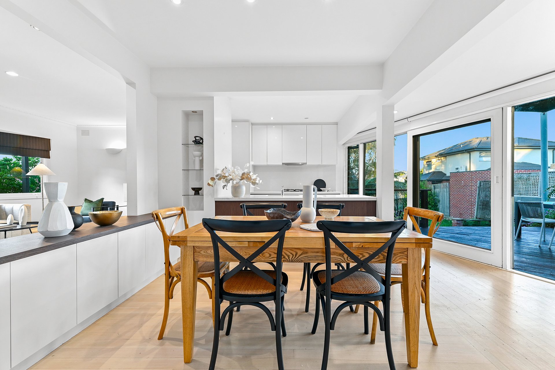 4 Newbury Court, Ashwood image 6