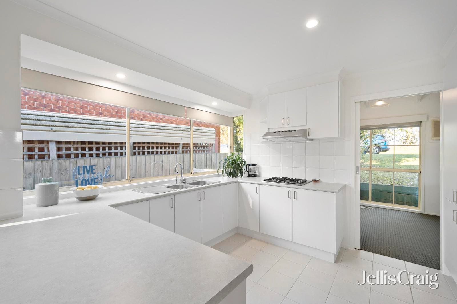 4 Nicholson Lane, Lilydale image 3