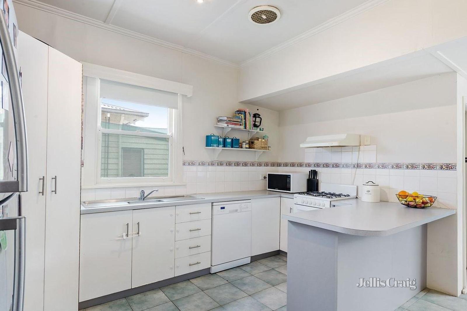 4 Nightingale Street, Newington image 6