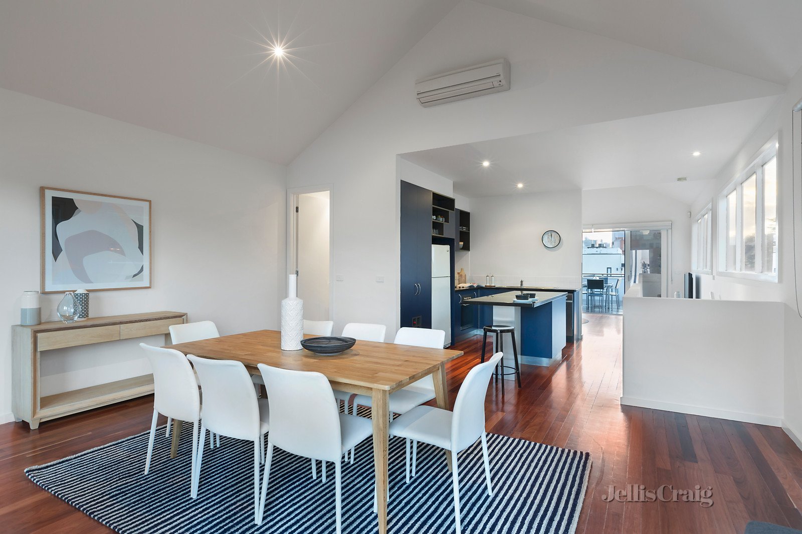 4 Normanby Place, Richmond image 4