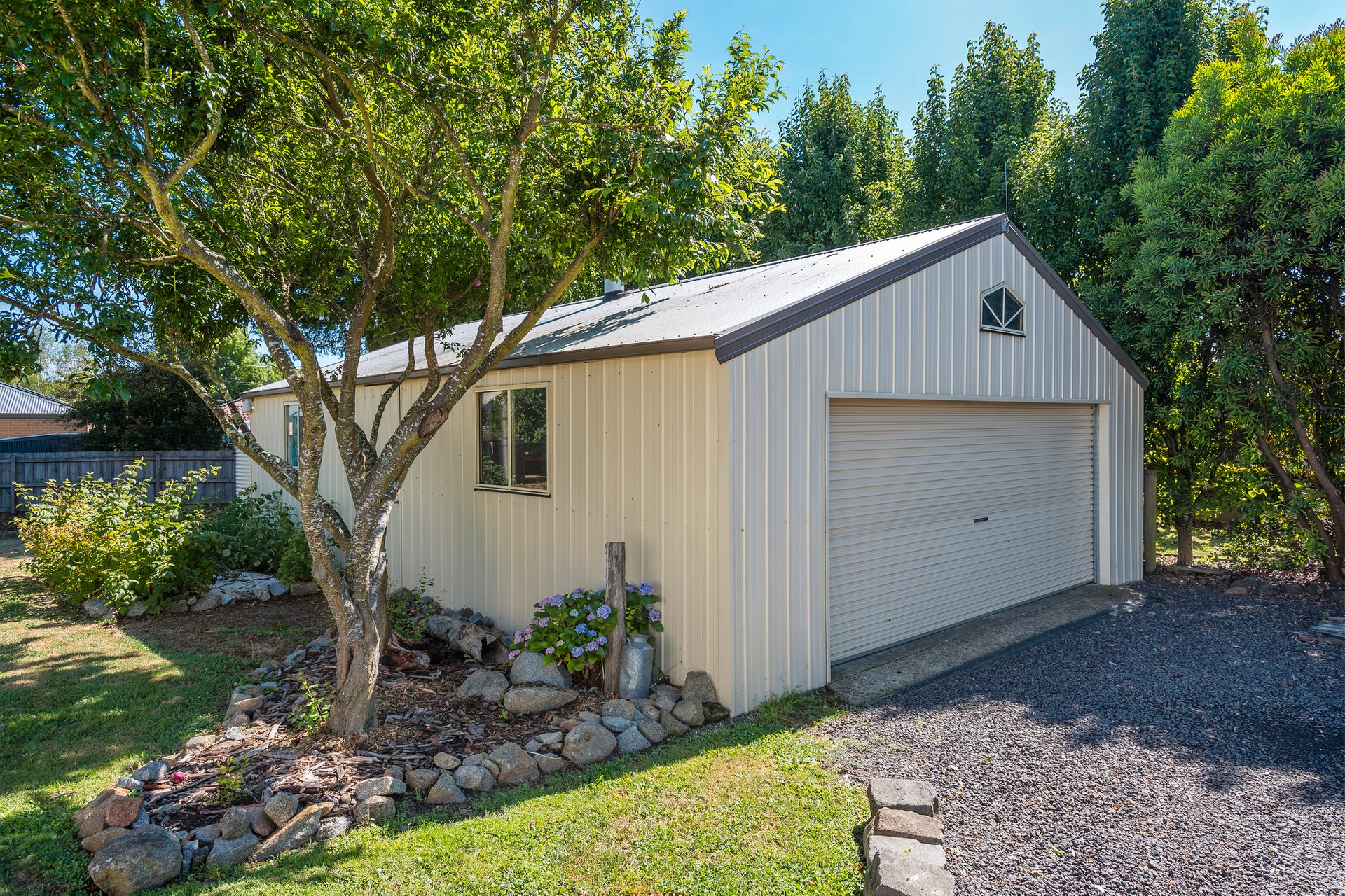 Property Gallery Thumbnail 16