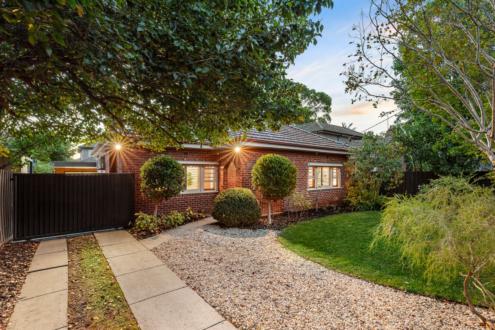4 Oliver Street