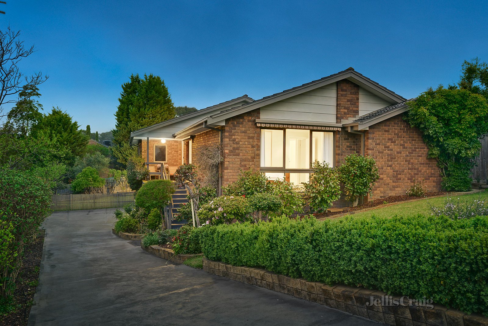 4 Oran Court, Doncaster East image 10