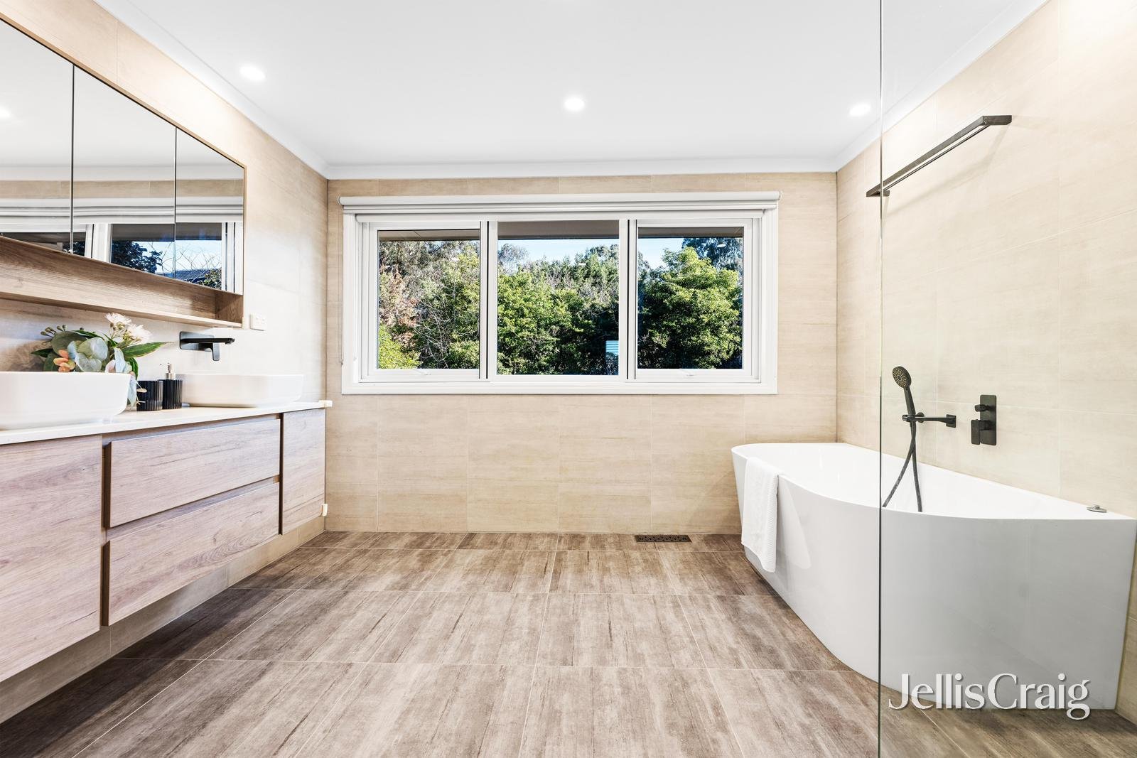 4 Paisley Close, Templestowe image 10