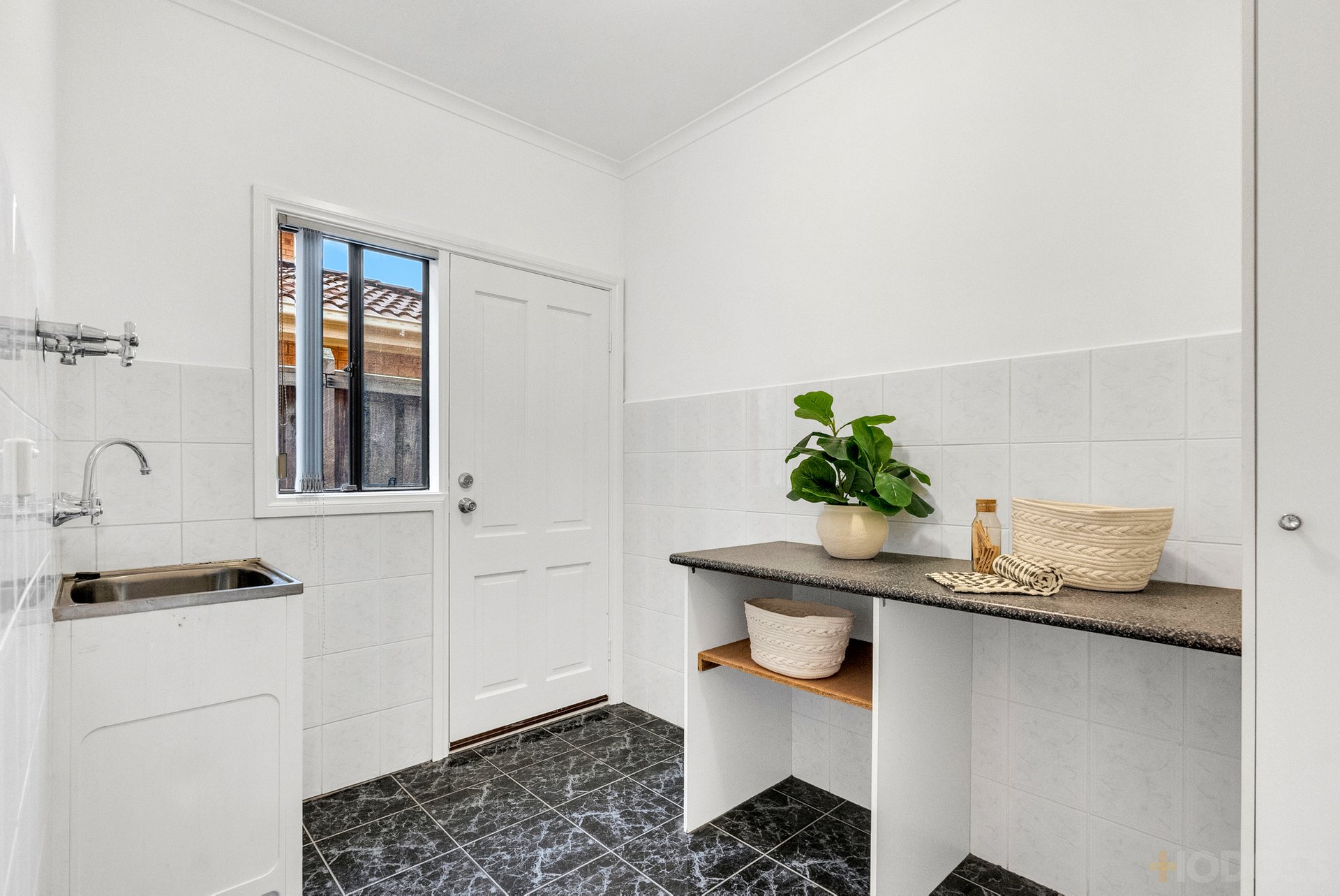 4 Palm Grove Boulevard Aspendale Gardens