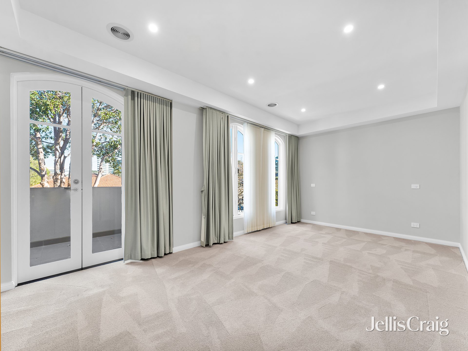 4 Panoramic Grove, Glen&nbsp;Waverley image 7