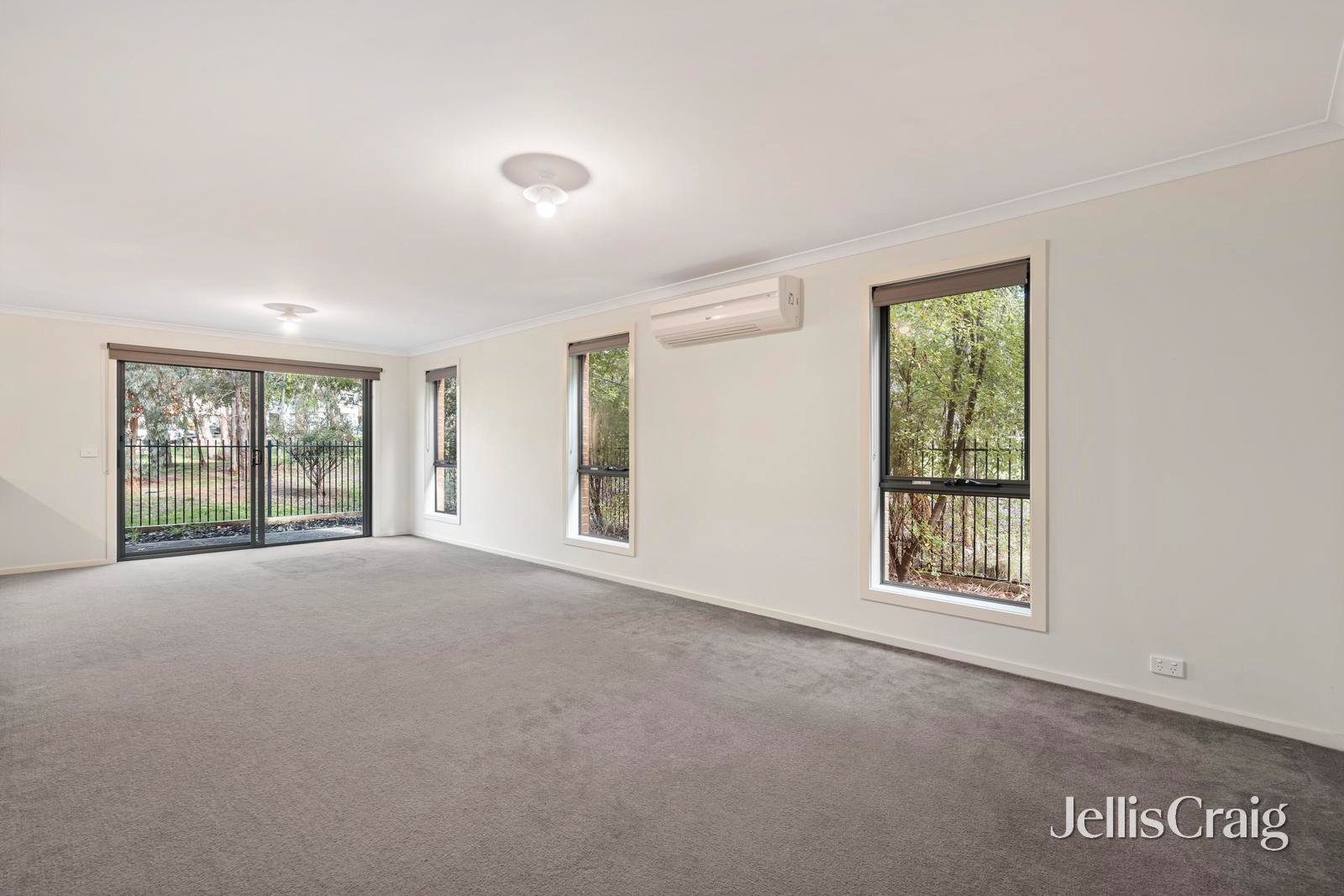 4 Paperbark Court, Croydon image 3