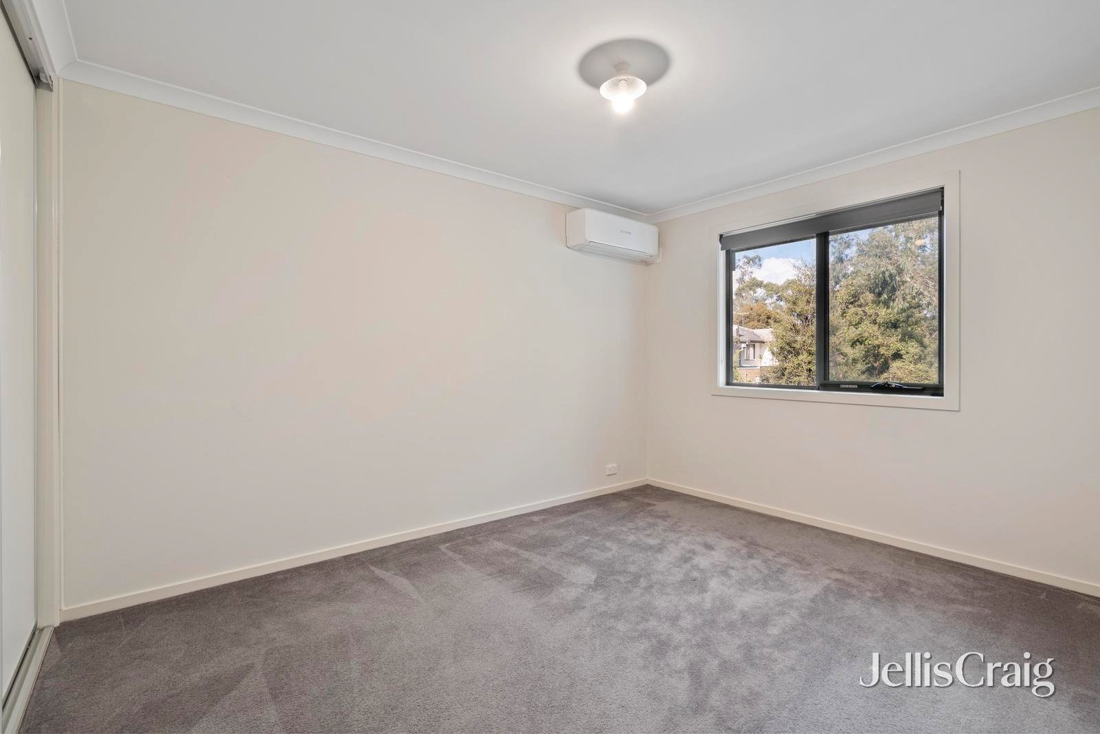 4 Paperbark Court, Croydon image 4