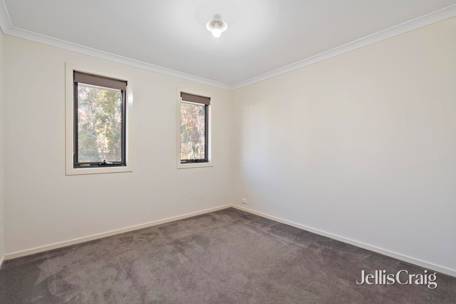 4 Paperbark Court, Croydon image 6