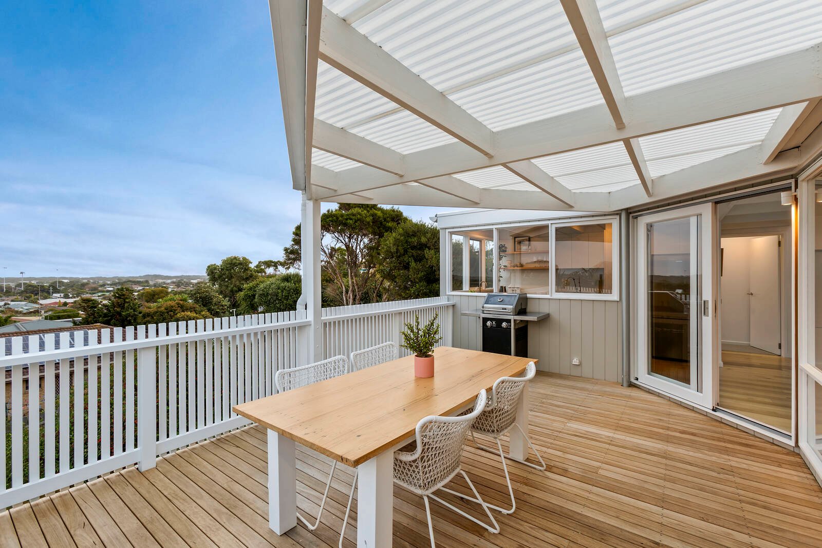 Property Gallery Thumbnail 15