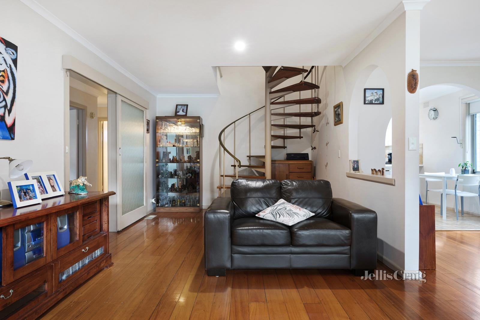 4 Pavey Court, Macleod image 3